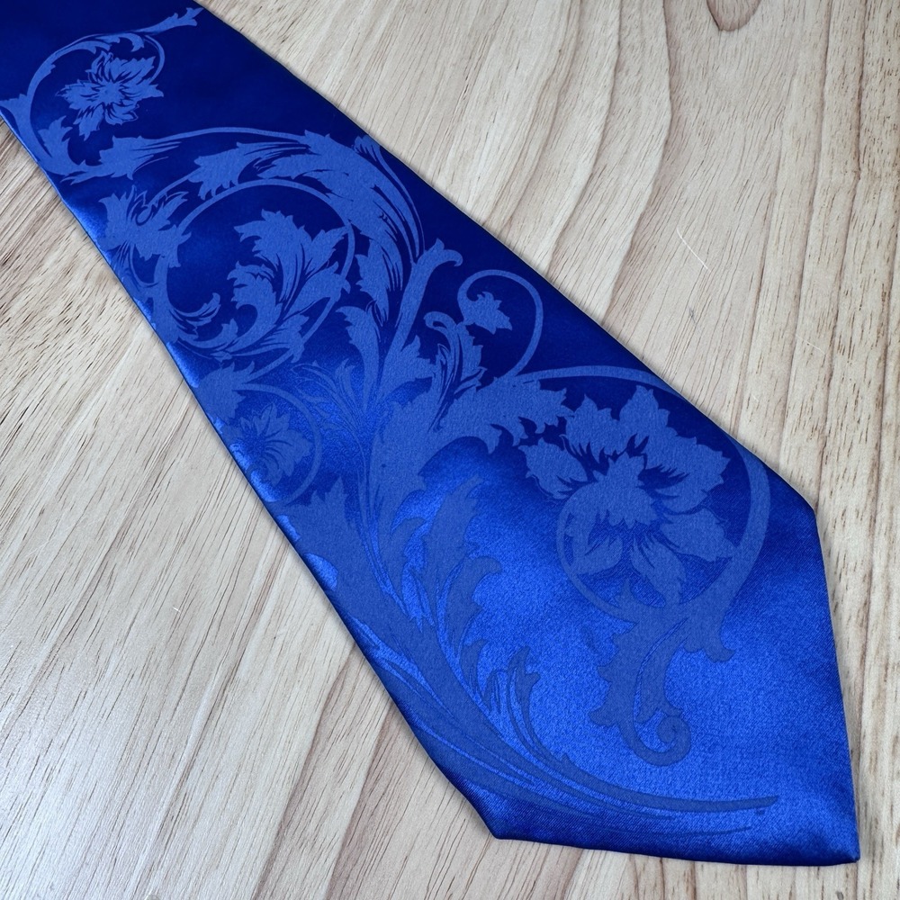 Vtg Gianni Versace Tie Blue Floral Satin Sophisticated Luxury Elegance Old Money